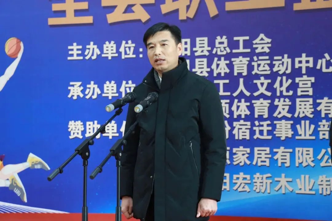 篮球老将如何通过瑜伽提升柔韧性_2